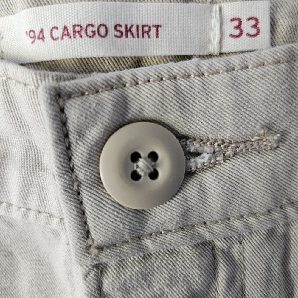 Levi's 94 Cargo Mini Skirt - Picture 4 of 5